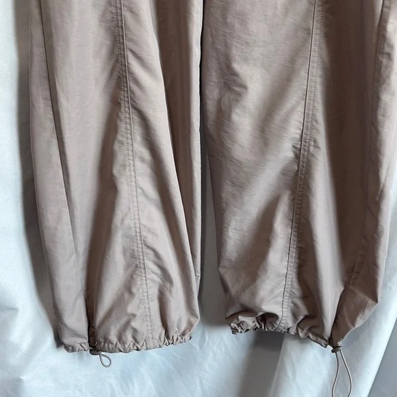 Bluenotes Women's Beige Cargo Joggers - Picture 4 of 11